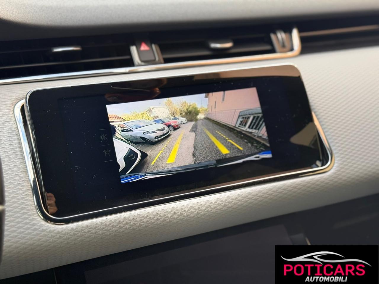 Land Rover Range Evoque 2.0D I4-L.Flw 150 CV AWD Auto R-Dynamic