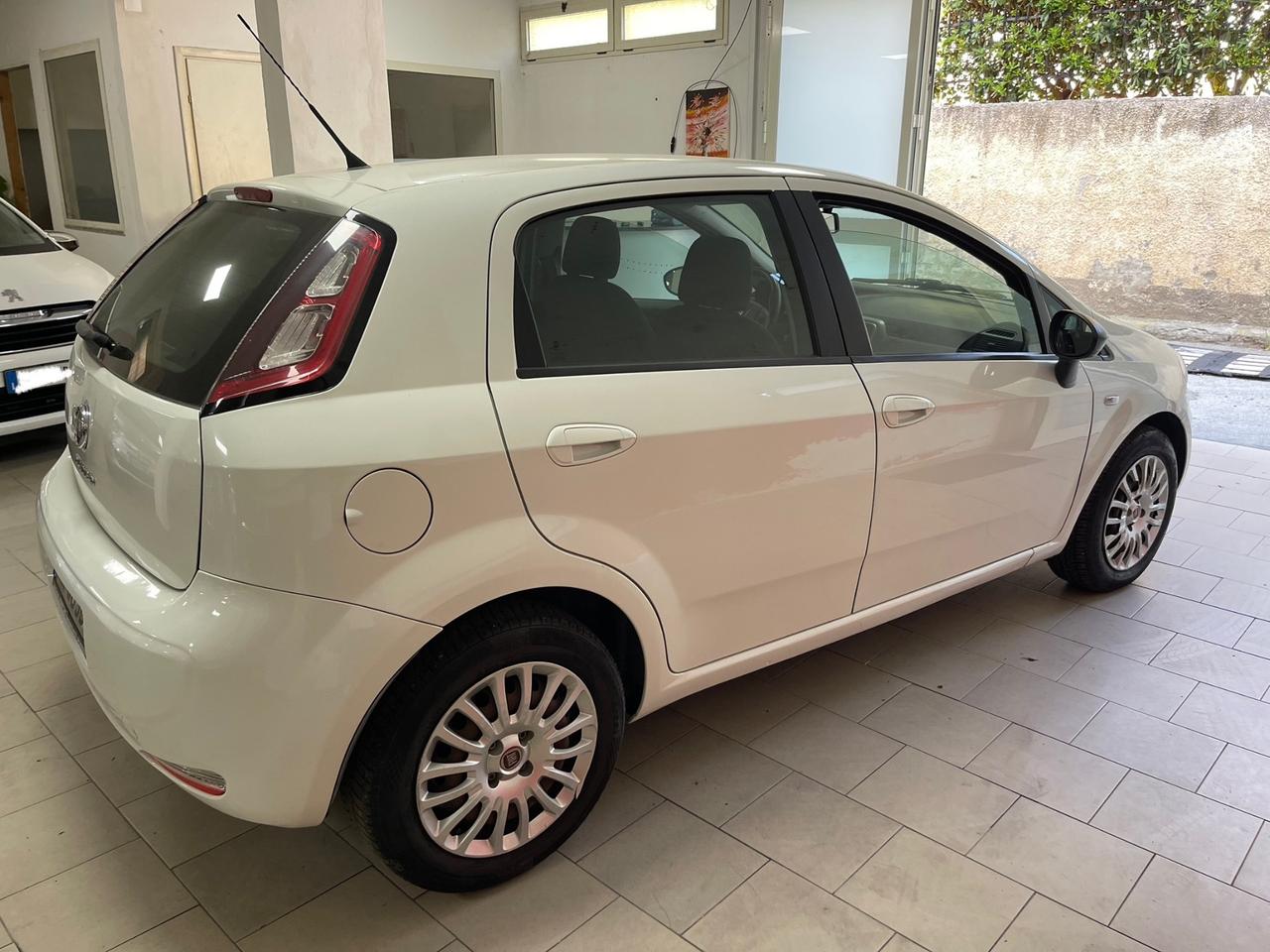 Fiat Punto 1.3 MJT 5 porte 85 cv