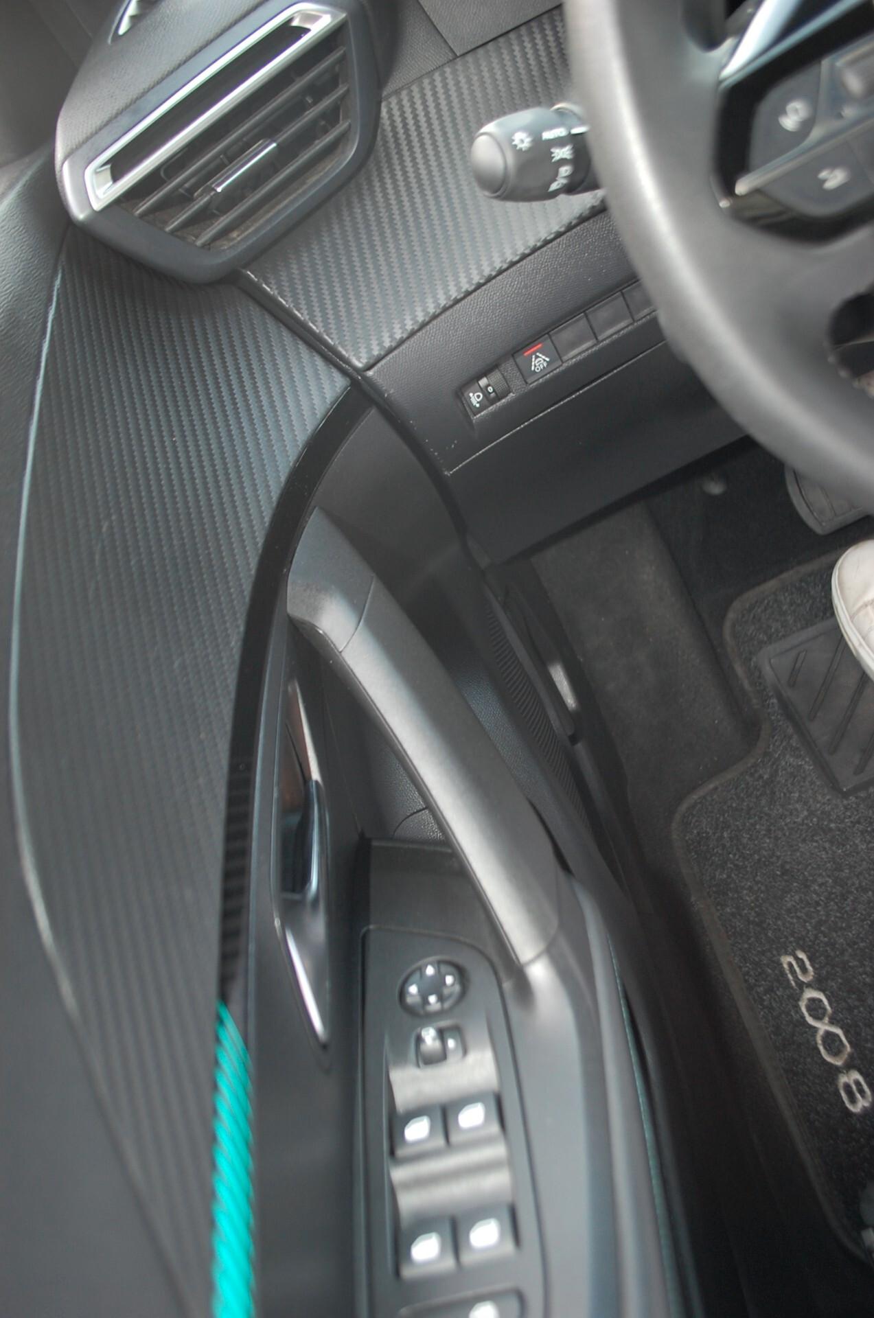 Peugeot 2008 1.2 puretech 131CV Allure S&S Uff Italy Led USB