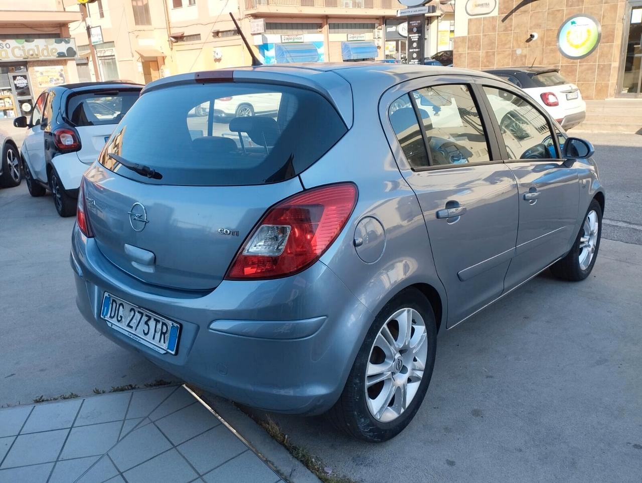 Opel Corsa 1.3 CDTI 90CV 5 porte Cosmo