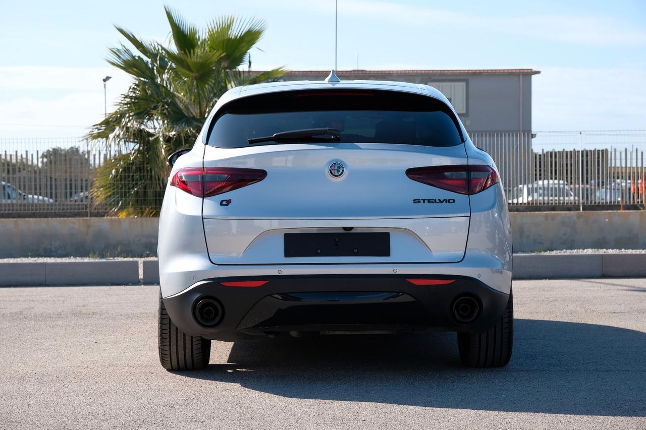 Alfa Romeo Stelvio 2.2 Turbodiesel 190 CV AT8 Q4 Sprint