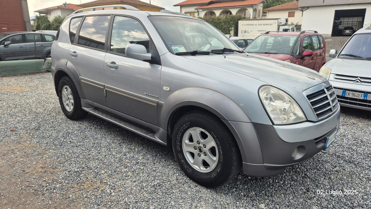 Ssangyong REXTON II 2.7 XDi TOD Classic