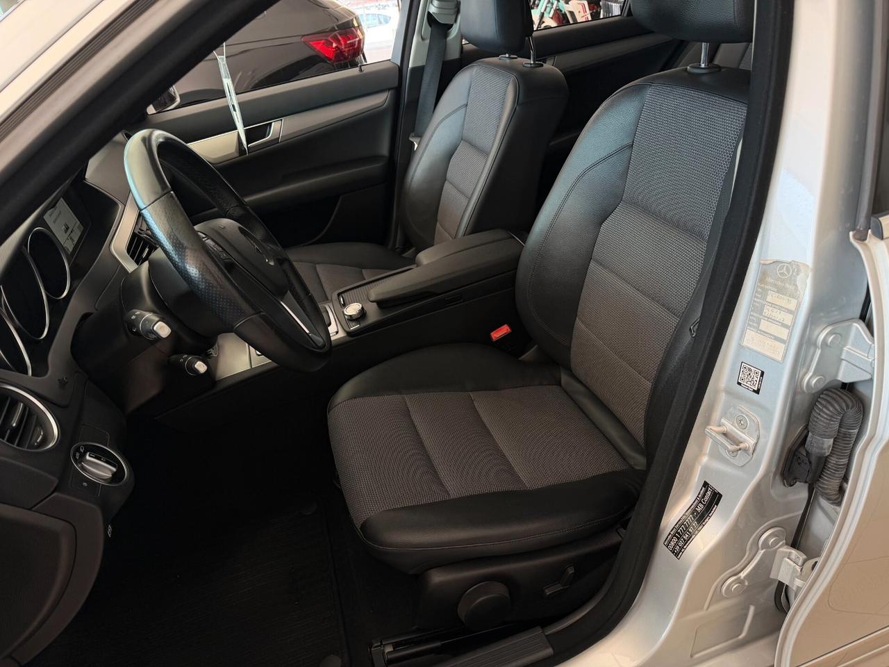 Mercedes-Benz C 220 NB. descrizione