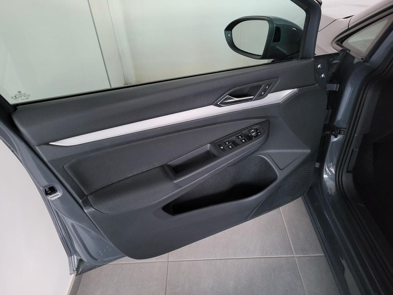 Volkswagen Golf SERIE 8 2.0 TDI EURO 6 CAMBIO MANUALE 6 MARCE *** VIRTUAL COCKPIT ***
