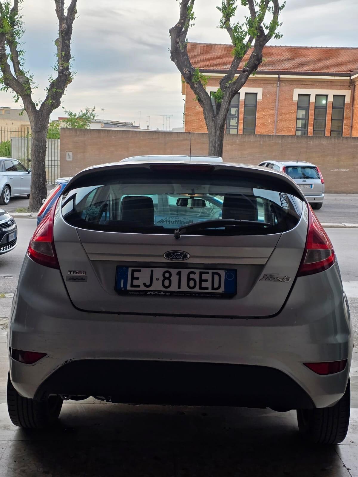 Ford Fiesta Fiesta+ 1.4 TDCi 68CV 5 porte
