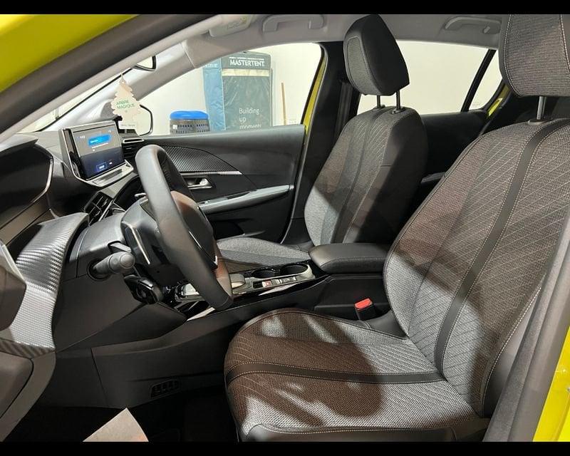 Peugeot 208 5P - ALLURE Hybrid 100 E-DCS6