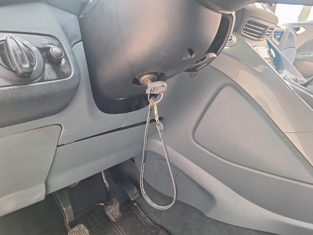 Ford C-Max 1.6 TDCi 115CV Titanium NAVI 2012