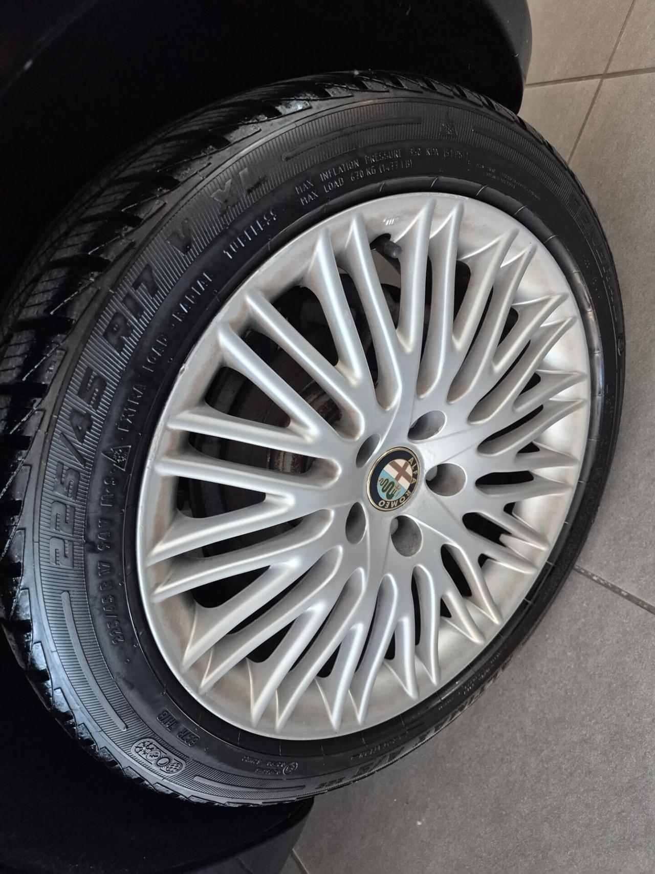 Alfa Romeo Giulietta 1.6 MULTIJET *** EXCLUSIVE *** FULL OPTIONALS