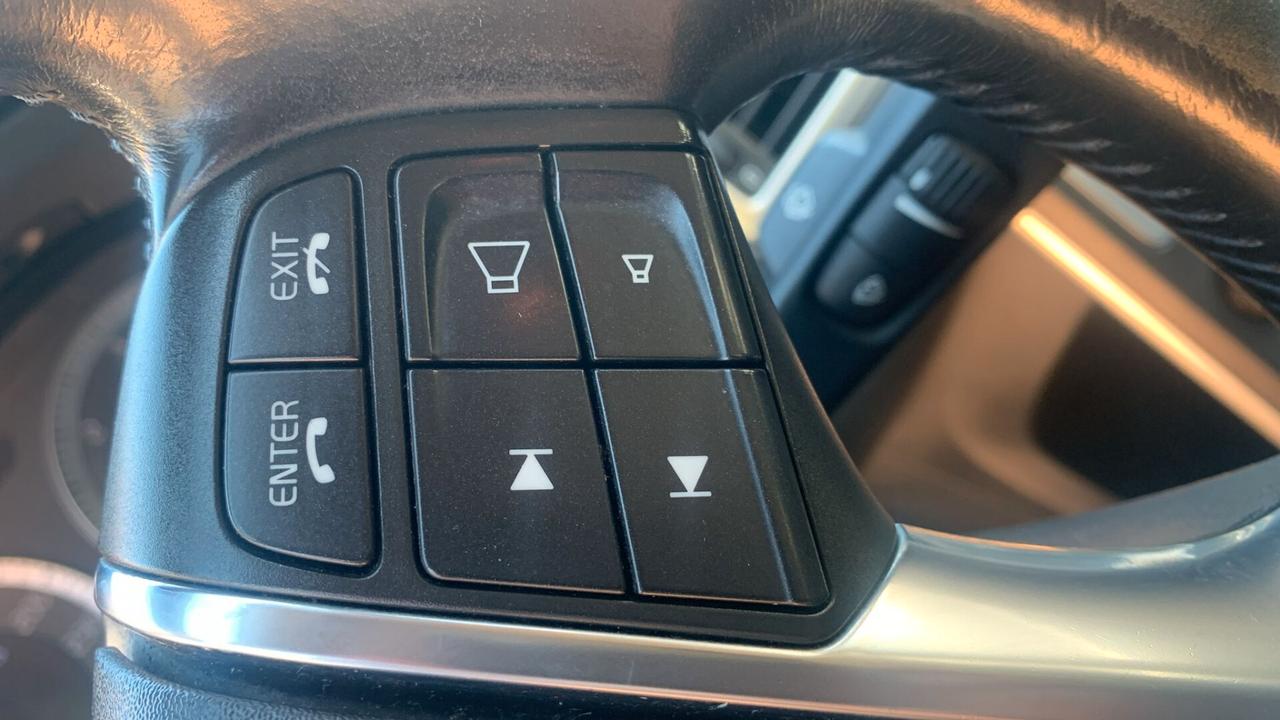 Volvo S80 2.4 D5 205 CV Geartronic Momentum