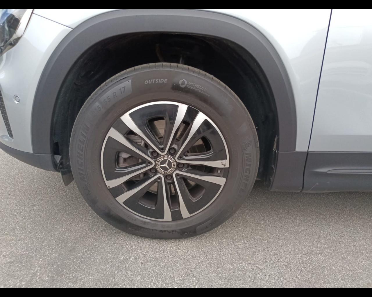 Mercedes-Benz GLB - X247 2023 - GLB 180 d Advanced auto