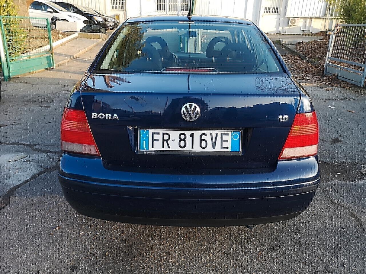 Volkswagen Bora 1.6 16V cat Trend line GPL