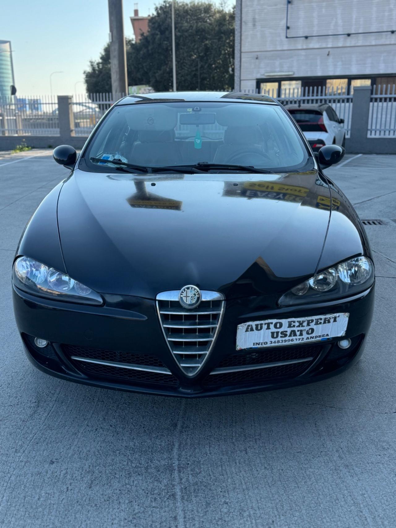 Alfa Romeo 147 1.6 16V TS 5P. Distinctive 45.000km