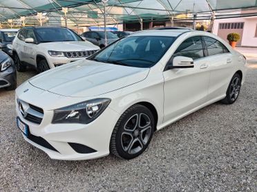 Mercedes CLA Berlina 180 Executive