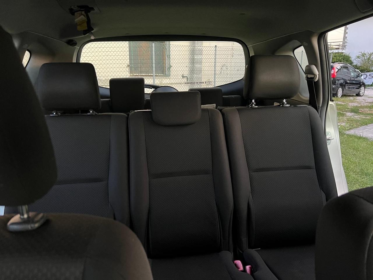 Toyota Corolla Verso 2.0 16V D-4D Sol 7 posti