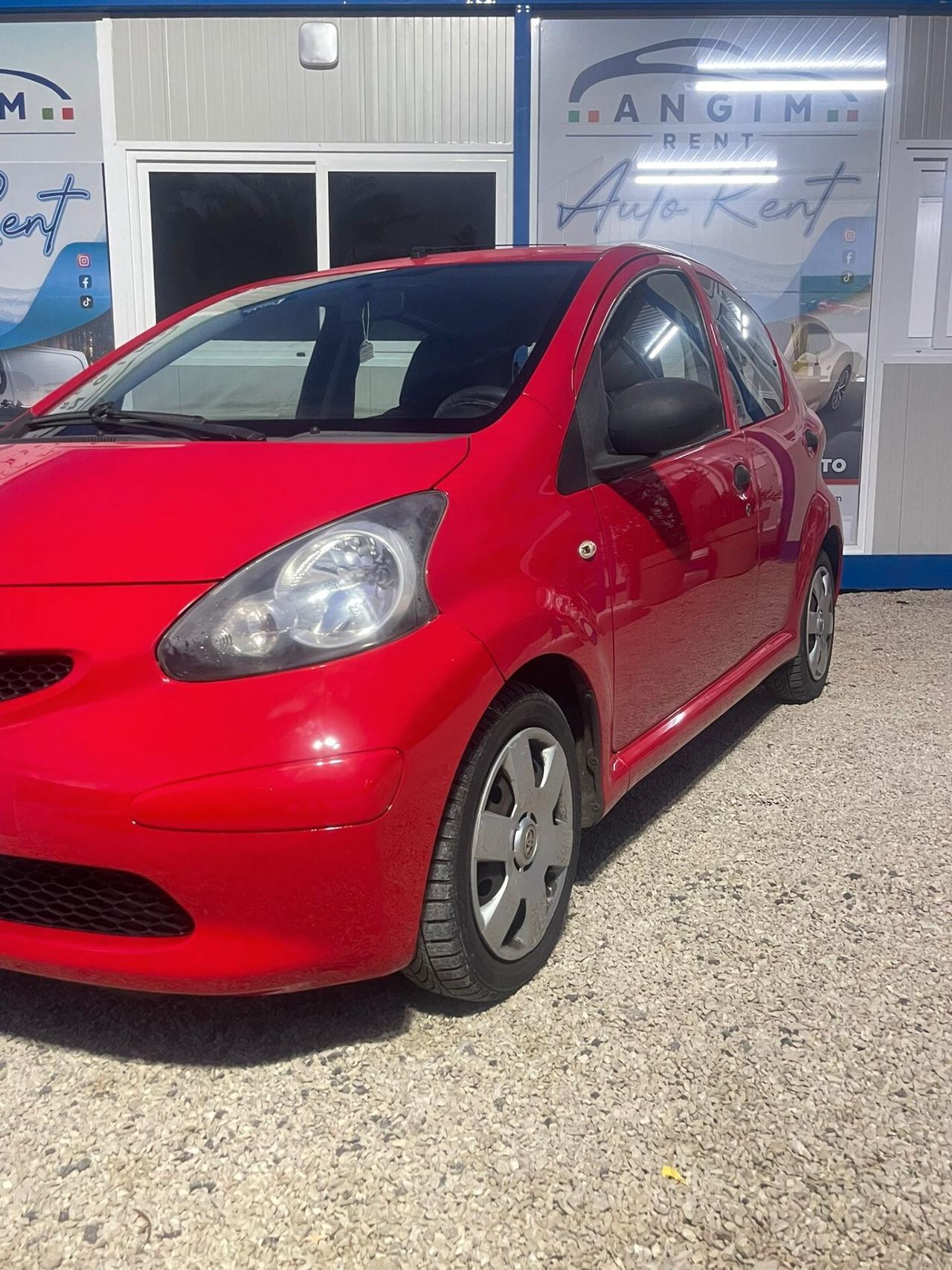 Toyota Aygo 1.0 12V VVT-i 5 porte Sol