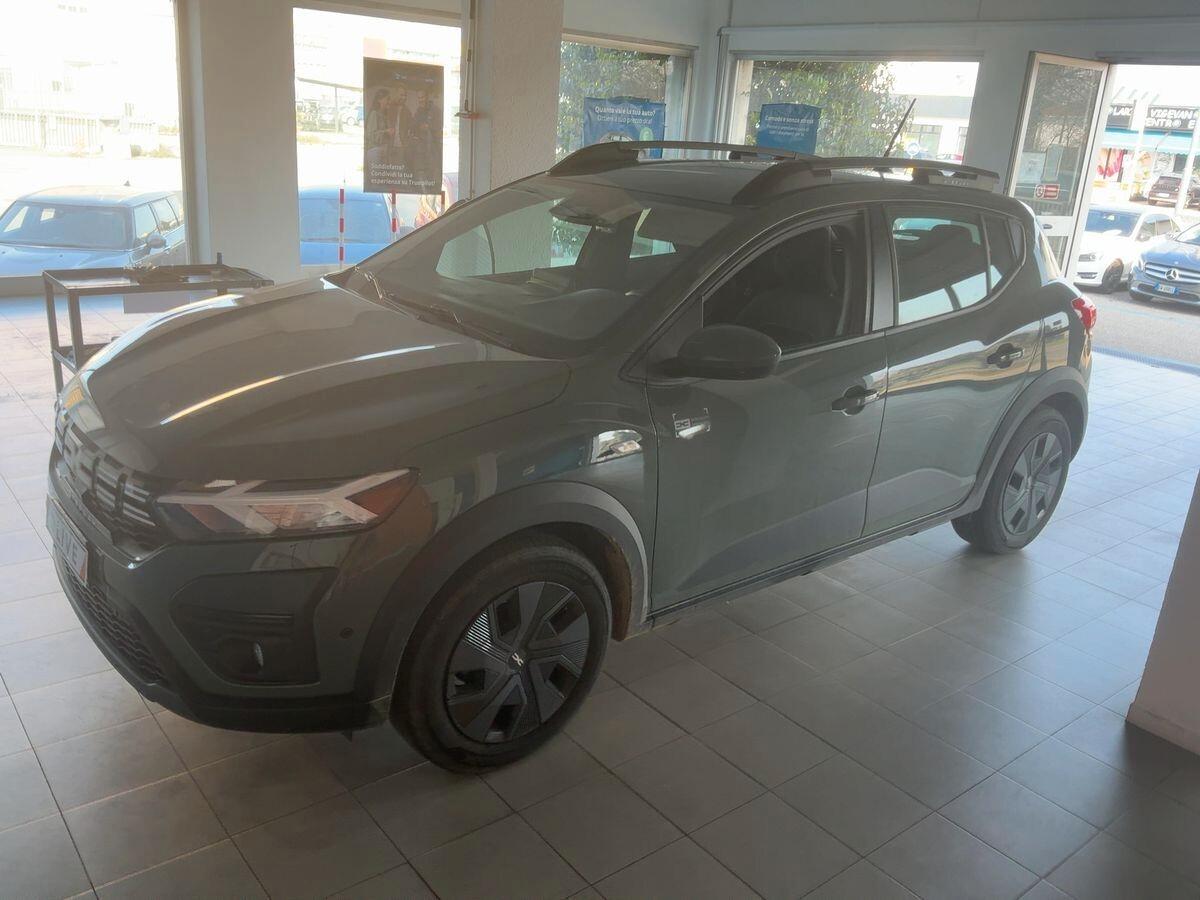 Auto in arrivo Dacia Sandero Stepway 1.0 TCe ECO-G Expression