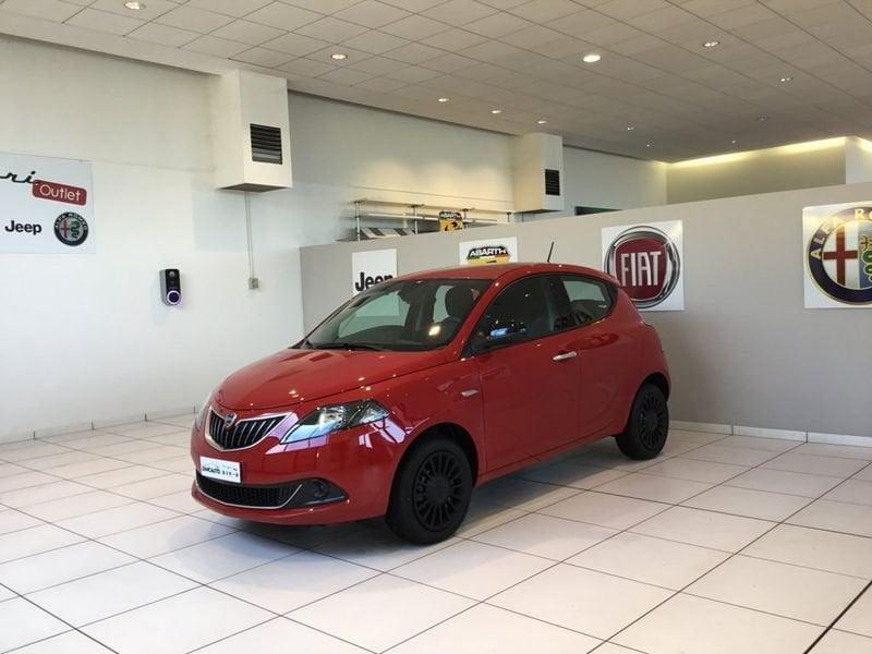 Lancia Ypsilon 1.0 FireFly 5 porte S&S Hybrid Silver MY21