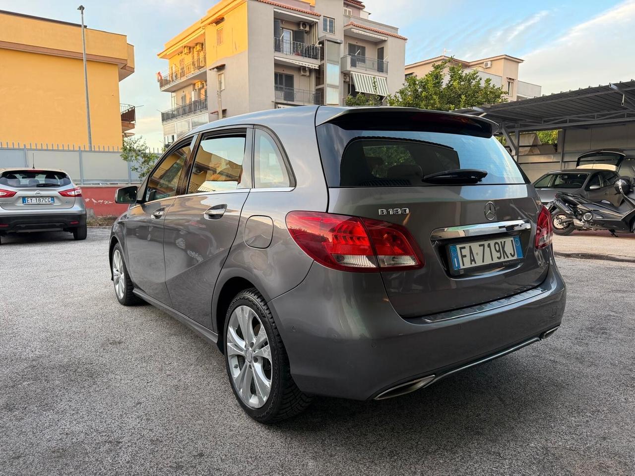 Mercedes-benz B 180 d Automatic Sport