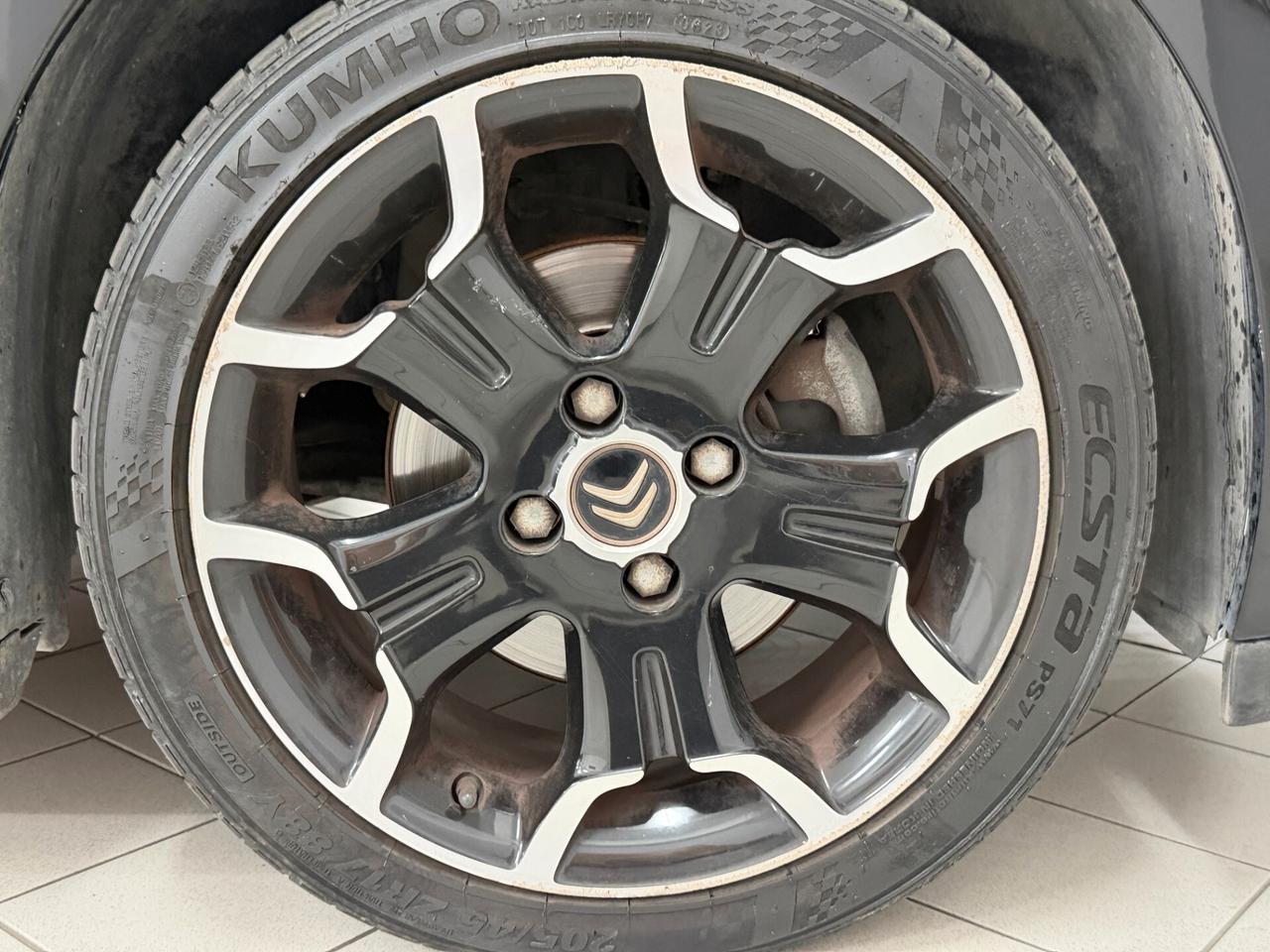 Ds DS3 1.6 THP 155 Just Black
