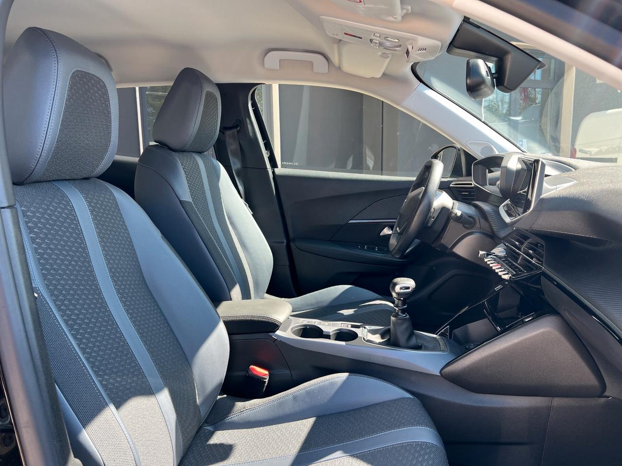 Peugeot 2008 PureTech 130 S&S Allure
