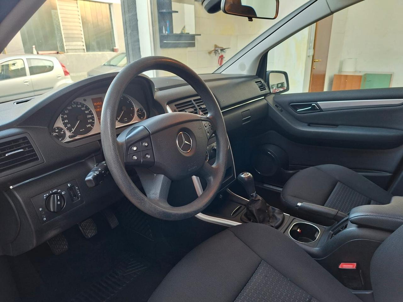 Mercedes-benz B 180 Classe Executive, euro 5, ok neop.