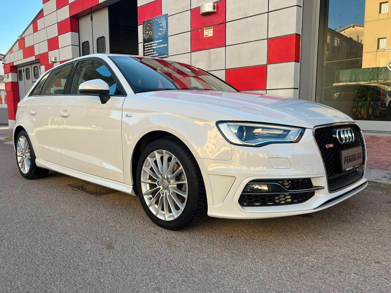 Audi A3 1.6 TDI S tronic Ambition Sline