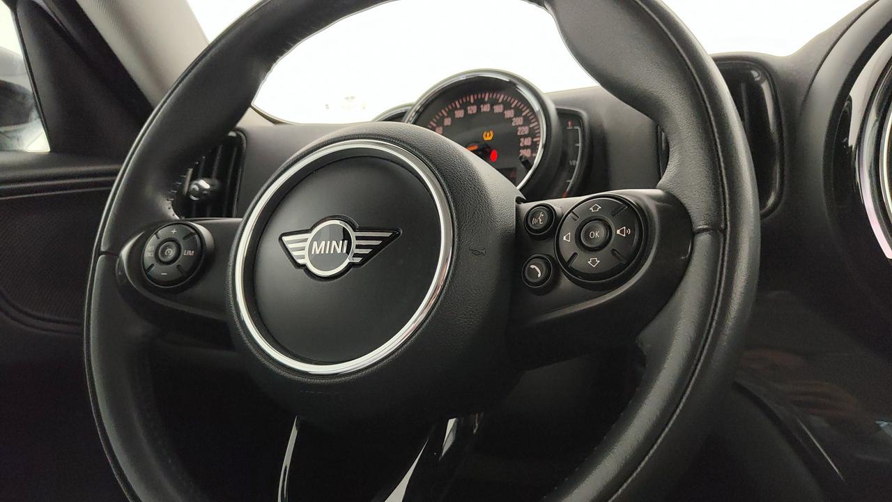 MINI Mini Countryman F60 2017 - Mini Countryman 1.5 Cooper my18