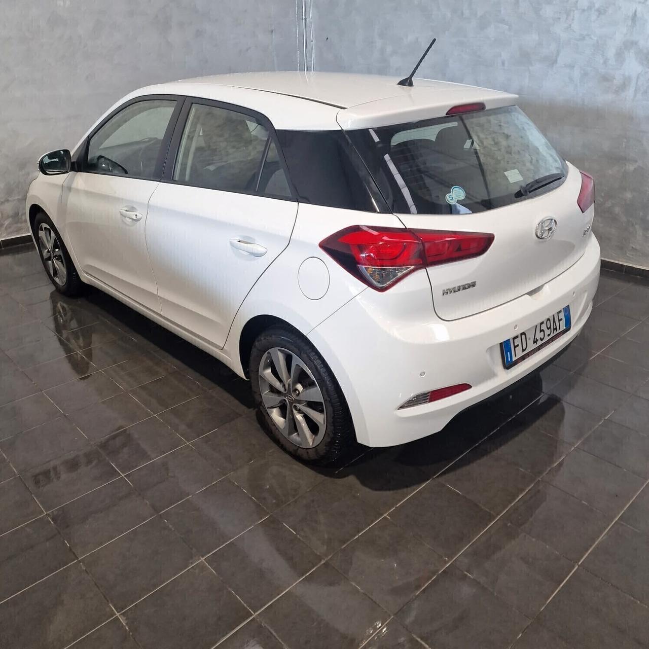 Hyundai i20 1.2 84 CV 5 porte Style