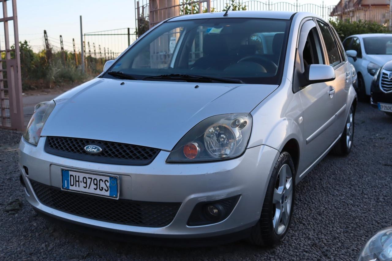 Ford Fiesta 1.4 TDCi 5p. Ghia