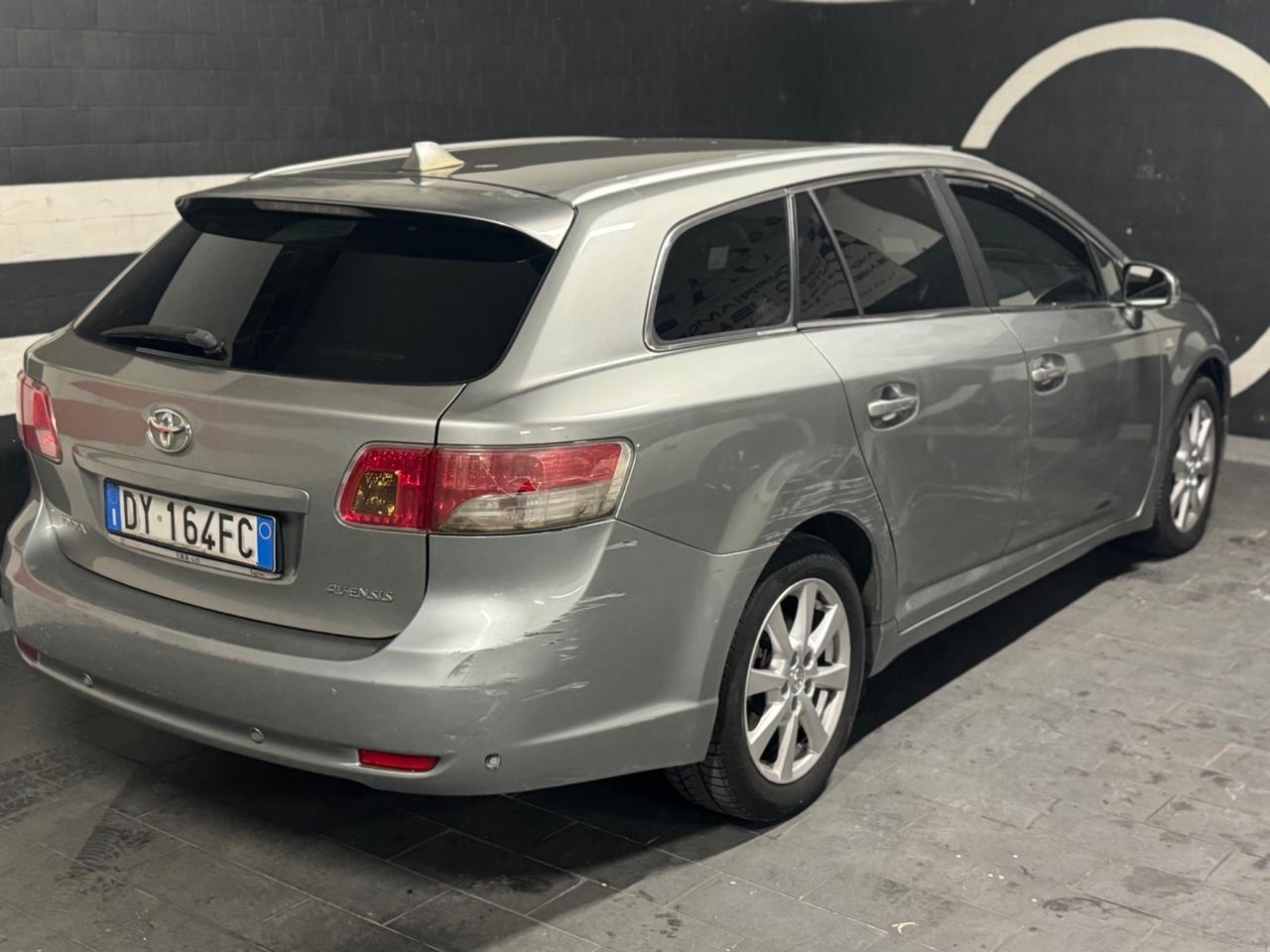 Toyota Avensis 2.2 D-Cat aut. Wagon Executive