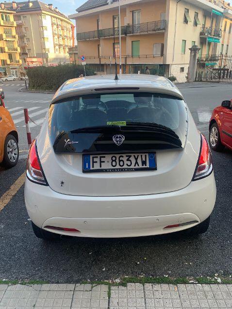 Lancia Ypsilon 1.2 69 CV 5 porte GPL Ecochic Gold - OK NEOPATENTATI