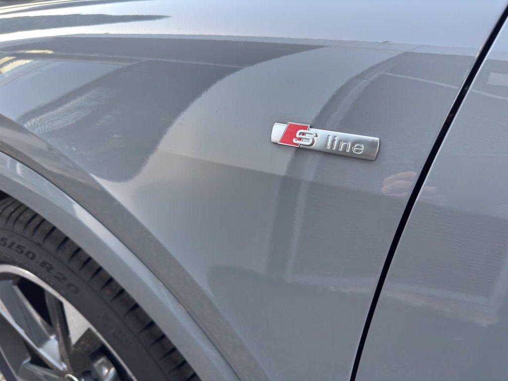 AUDI Q4 sportback e-tron 45 s line edition del 2024