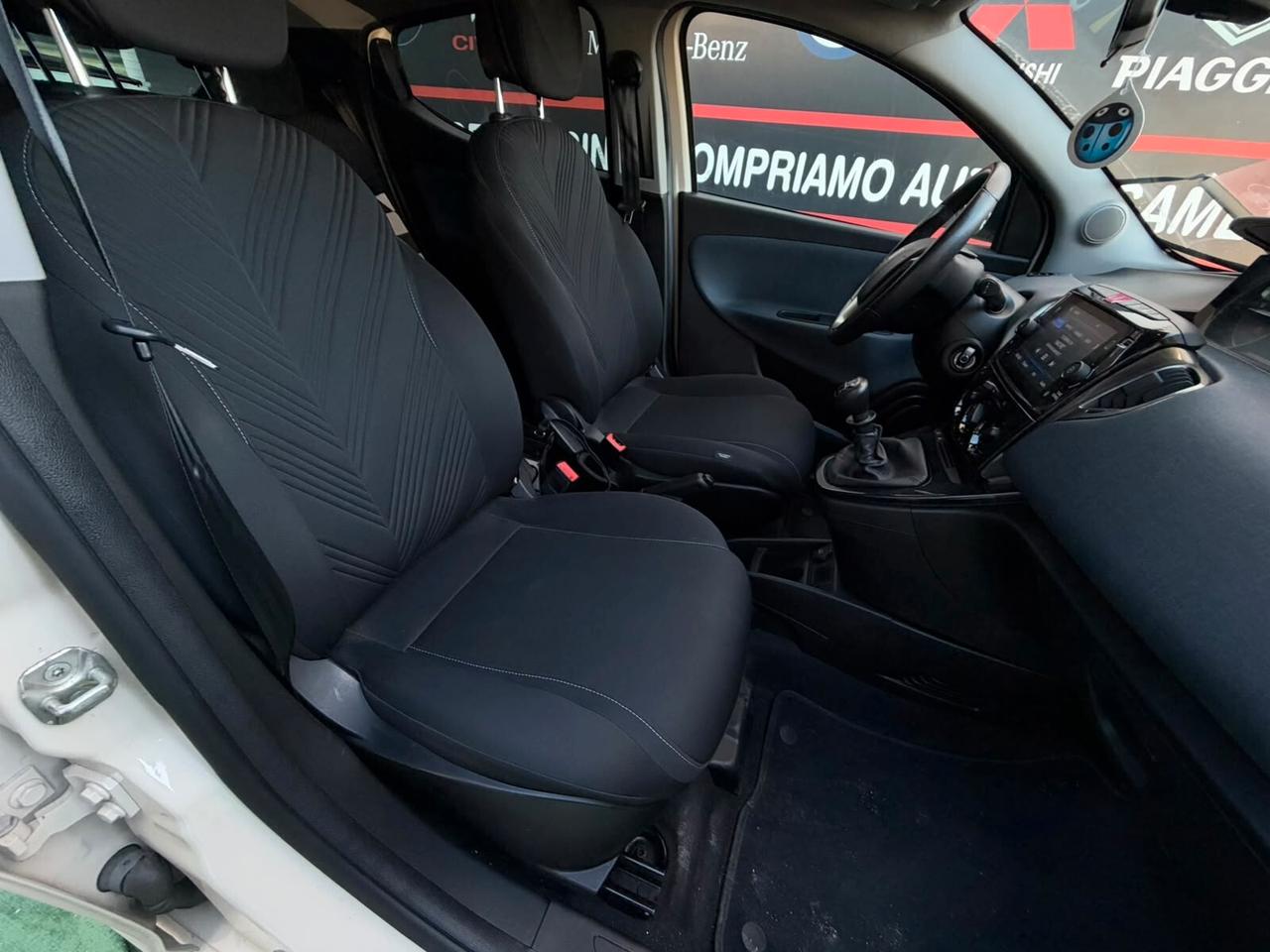 Lancia Ypsilon 2022 1.2 69 CV 5 porte GPL ORIGINALE Gold