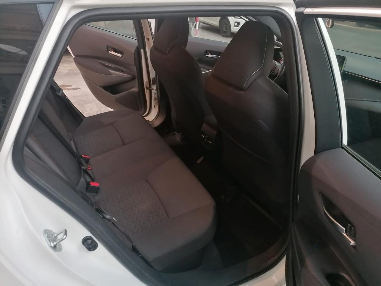 Toyota Corolla SW Hybrid Business NO OBBL. FINANZ.