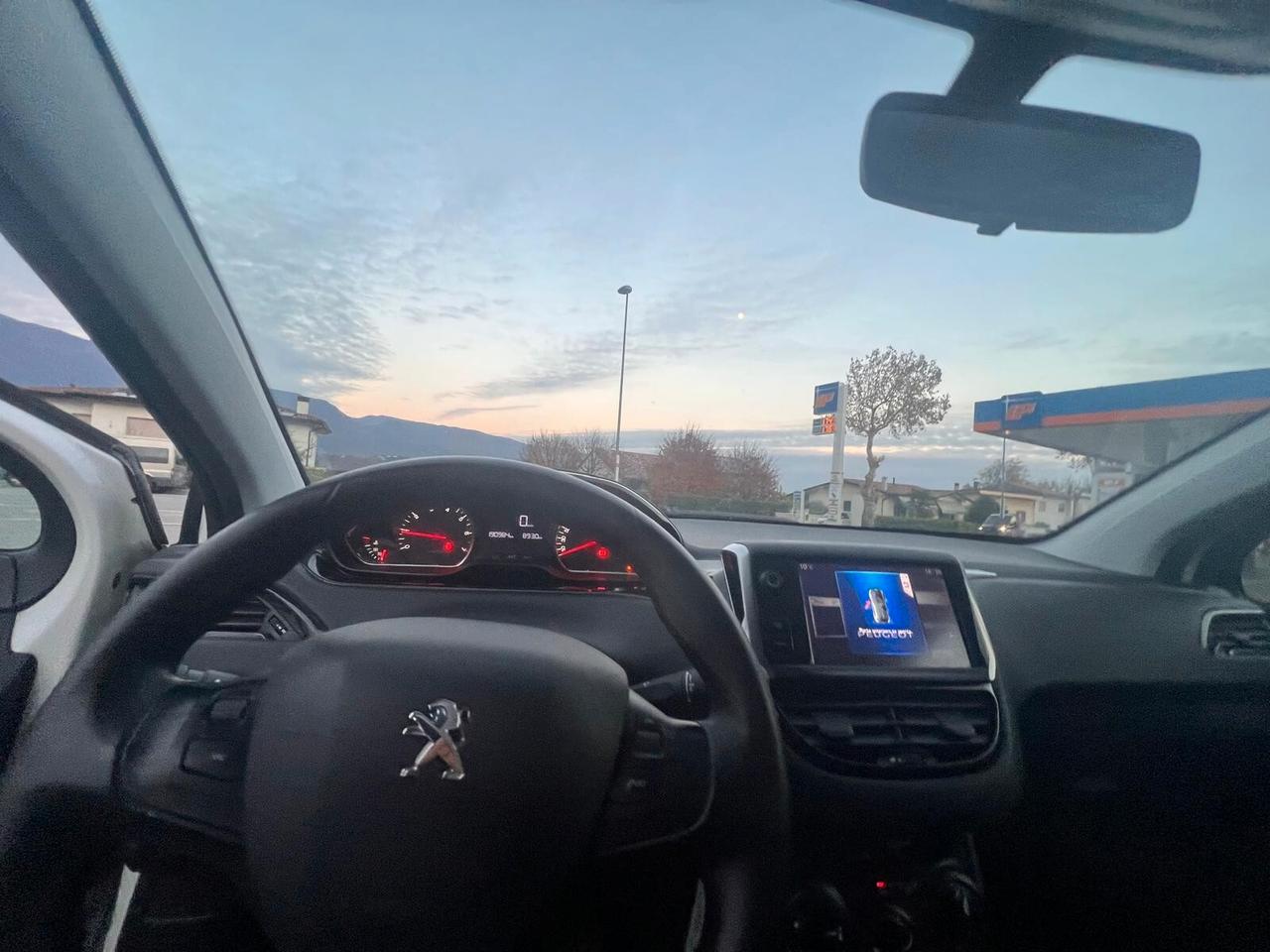 Peugeot 208 1.2 VTi 82 CV 5porte Allure