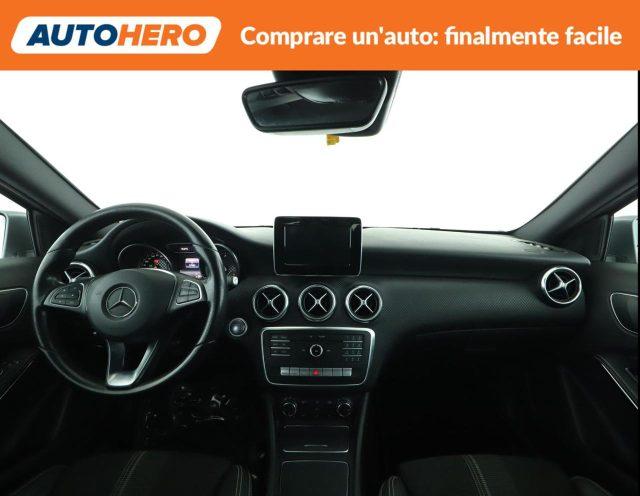 MERCEDES-BENZ A 200 d Automatic Sport
