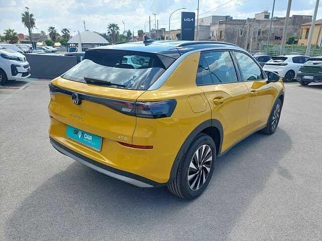 Volkswagen T-Roc 1.5 eTSI ACT DSG Life KM 0