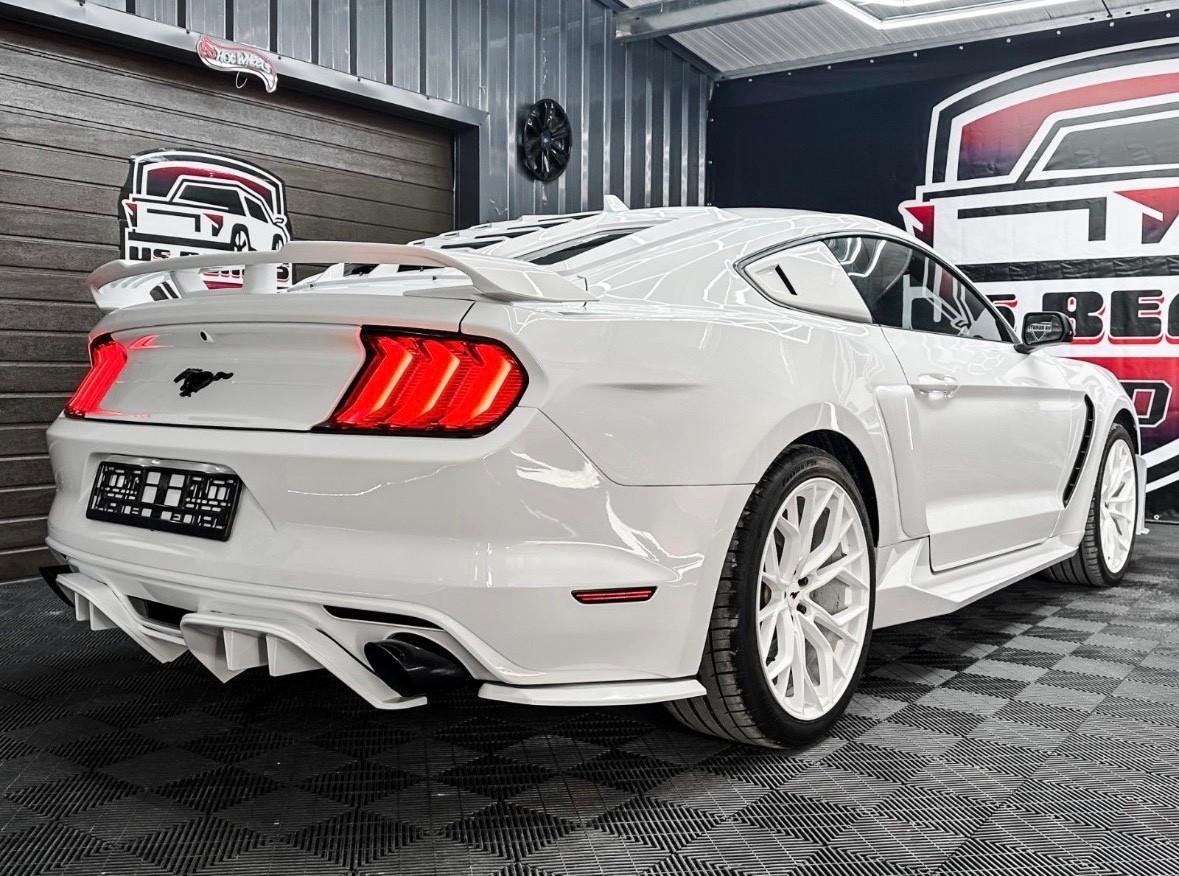 Ford Mustang 317 cv 2023