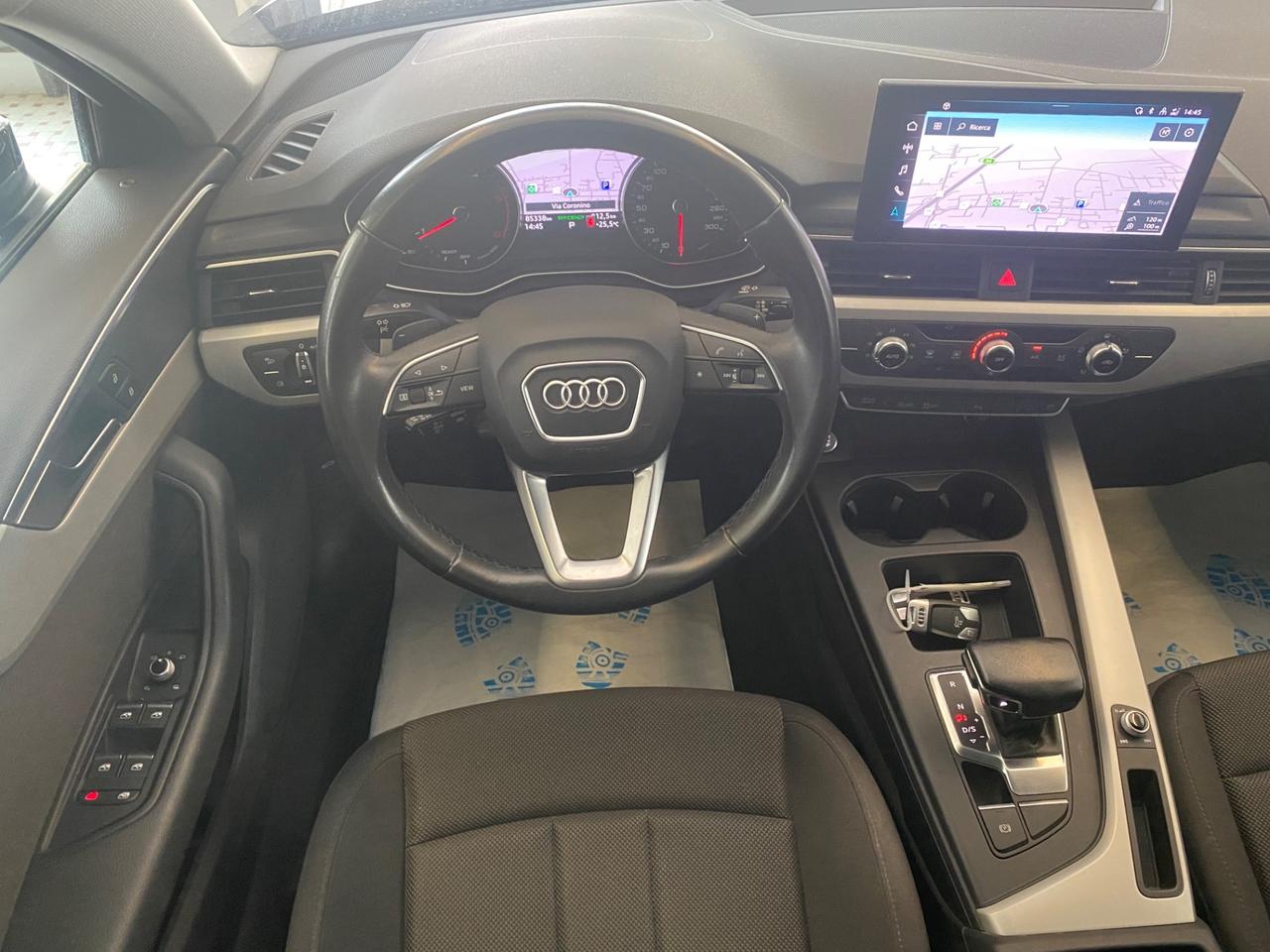 Audi A4 Avant 40 2.0 tdi 204cv S-tronic