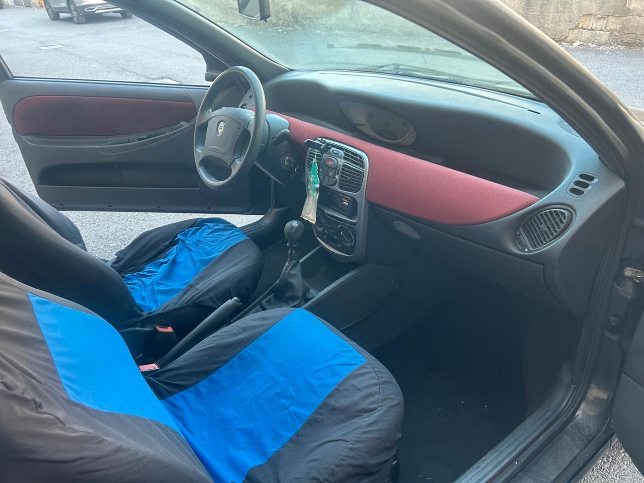 Lancia Y 1.2i cat Elefantino Blu