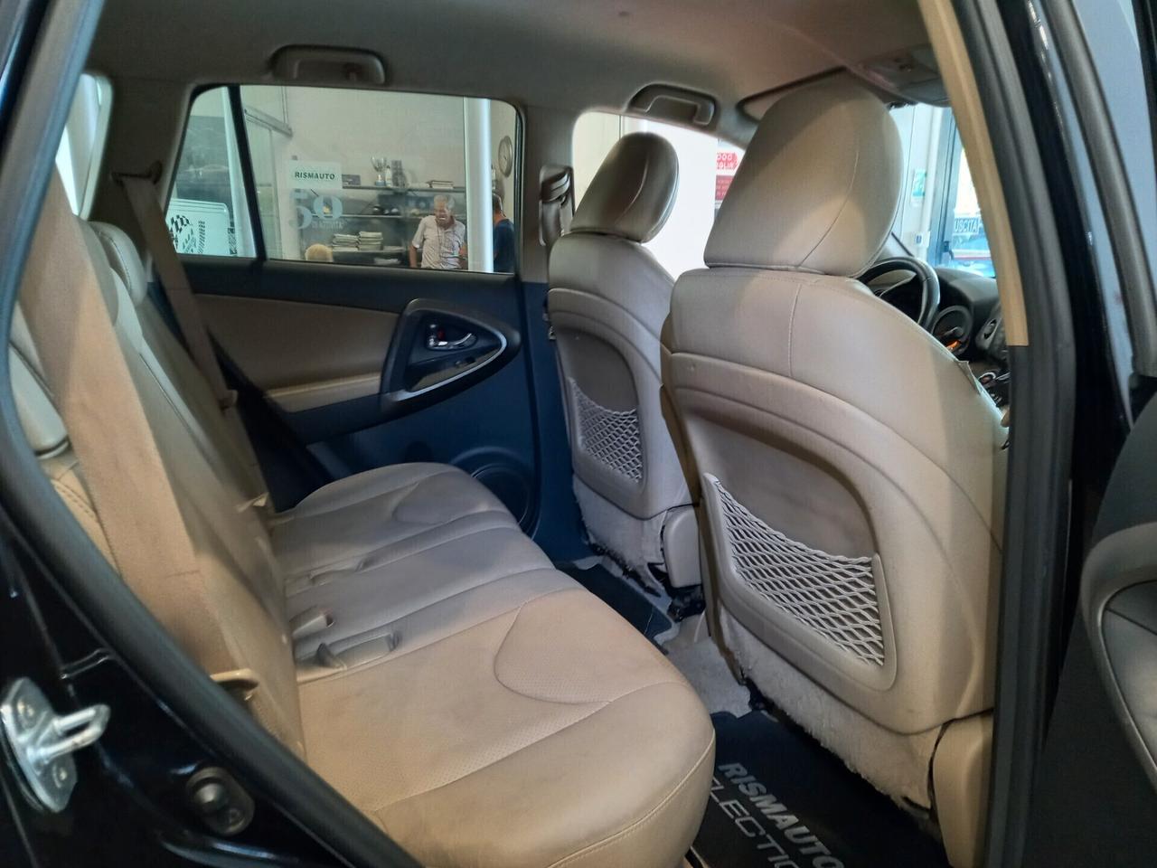 Toyota RAV 4 RAV4 Crossover 2.2 D-Cat A/T 150 CV Luxury