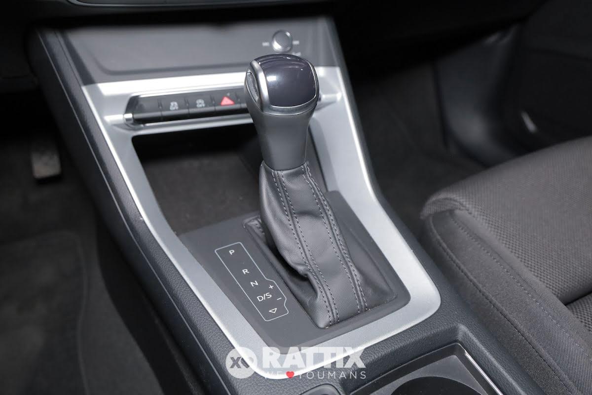 Audi Q3 35 2.0 tdi 150CV Business quattro s-tronic