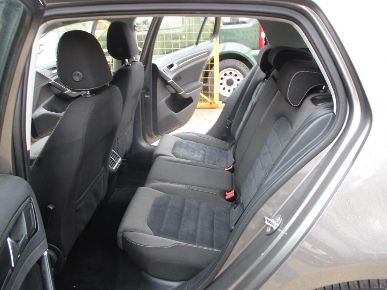 Volkswagen Golf 1.6 TDI 5p. Highline MOLTO BELLA 2014