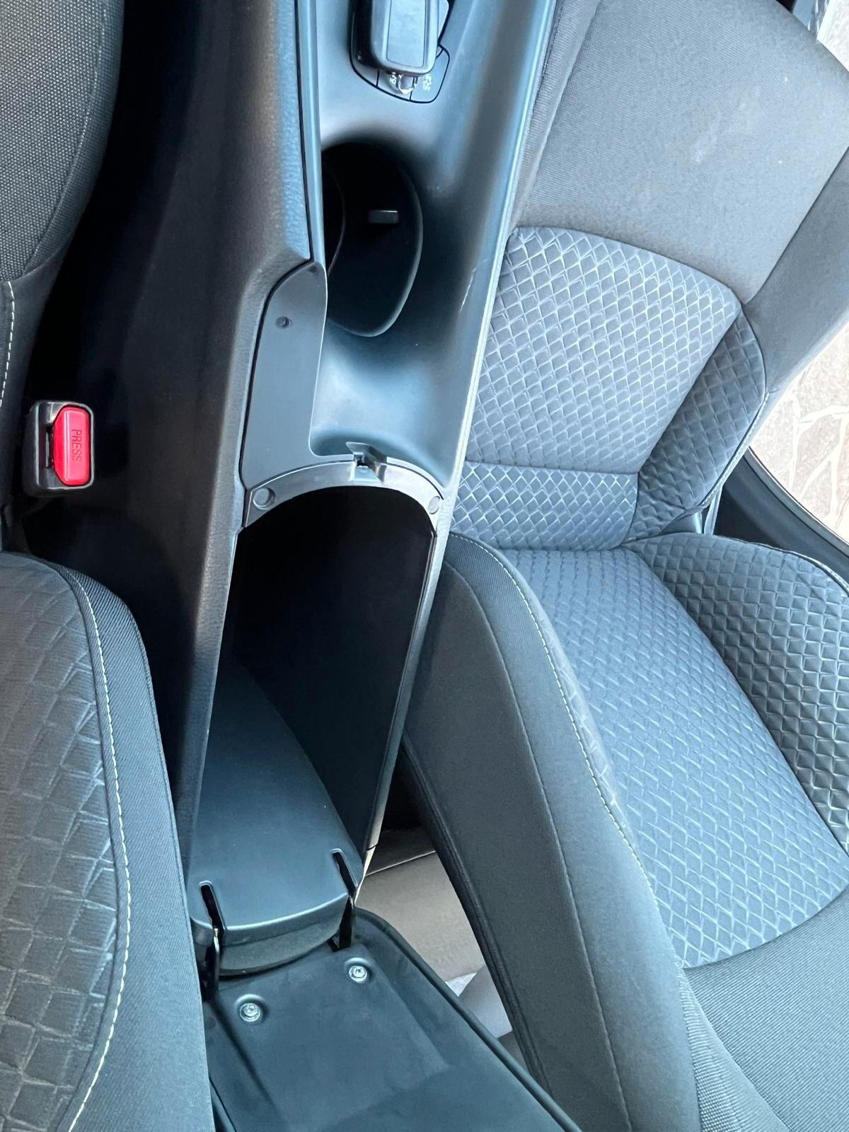 Toyota C-HR 1.8 Hybrid E-CVT Active