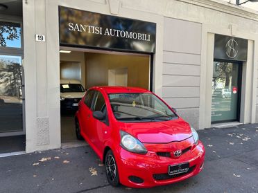 Toyota Aygo 1.0 Sol 5p 68cv NEOPATENTATI!!!