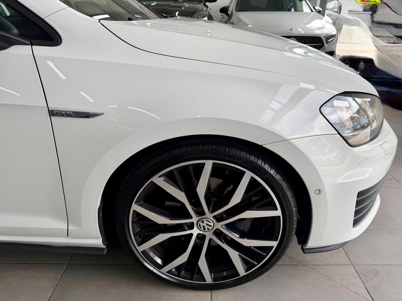 VW GOLF 7 GTD 2.0 TDI DSG 5p. FINANZIABILE