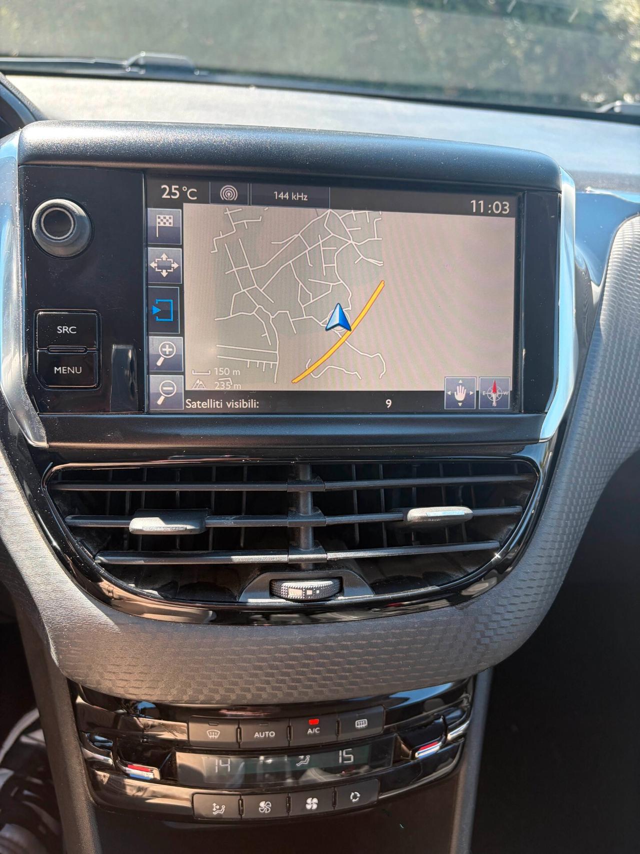 Peugeot 2008 BlueHDi 100 Allure