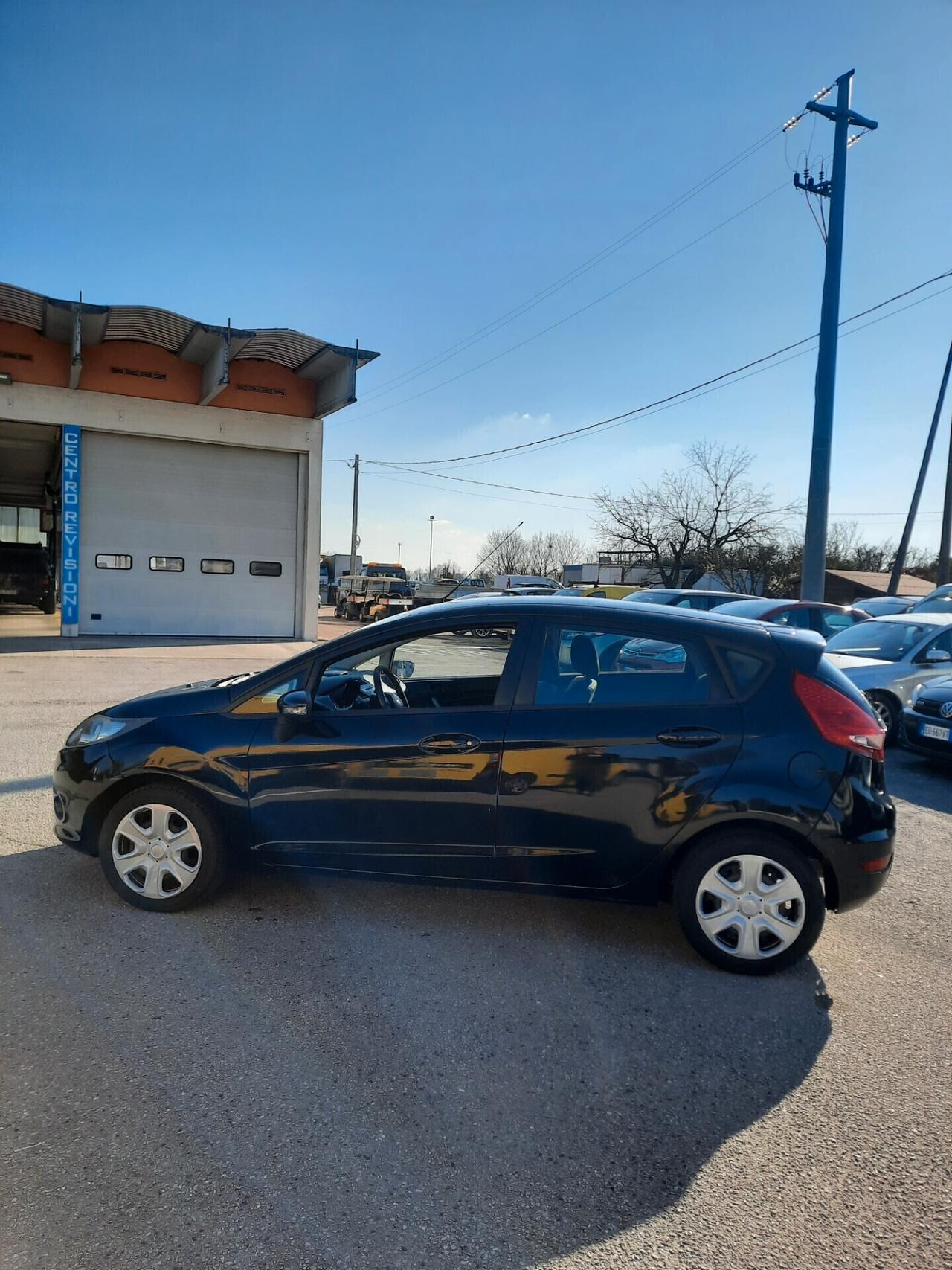 Ford Fiesta Fiesta 1.4 96CV GPL 5 porte OK NEOPATENTATI