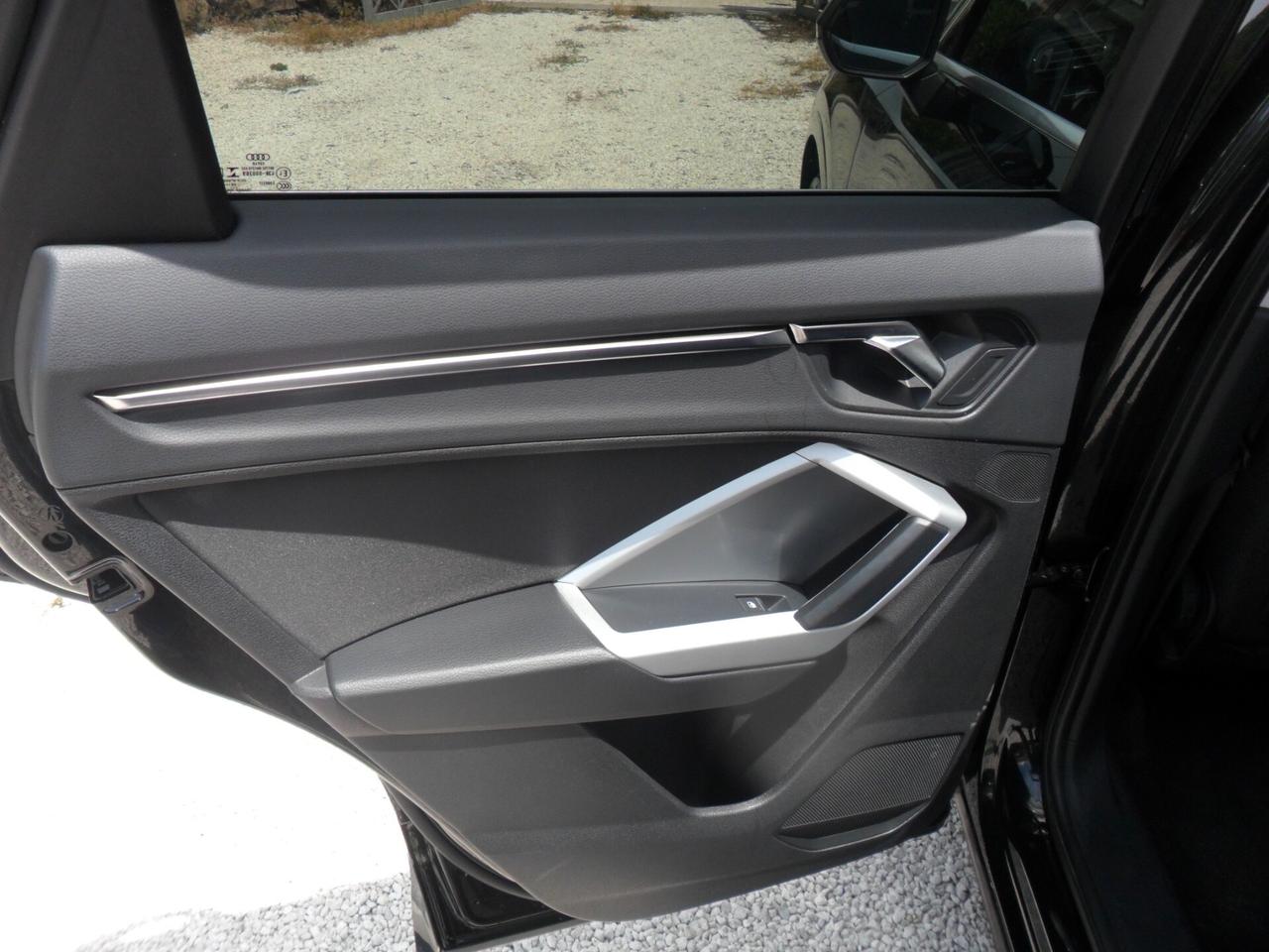 Audi Q3 35 TDI quattro S tronic line edition