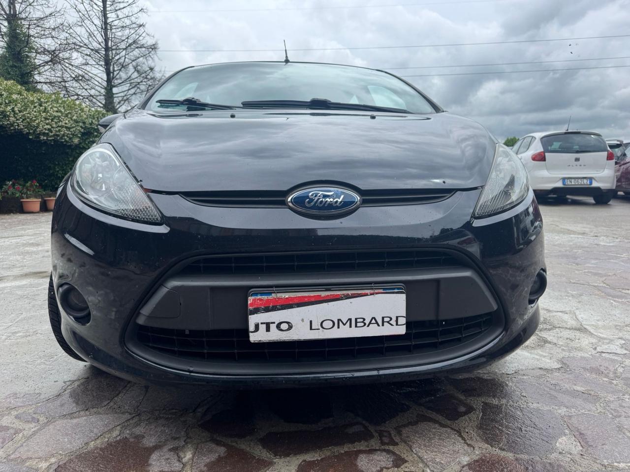 Ford Fiesta 1.2 82 CV 5 porte Titanium neopatentati